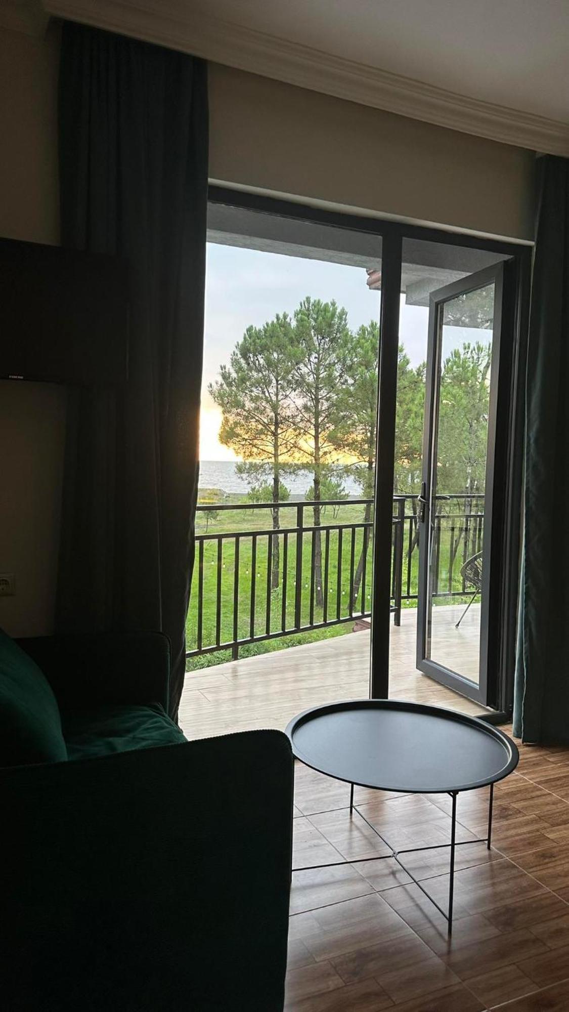 Iveria Elli Hotel Шекветили Экстерьер фото