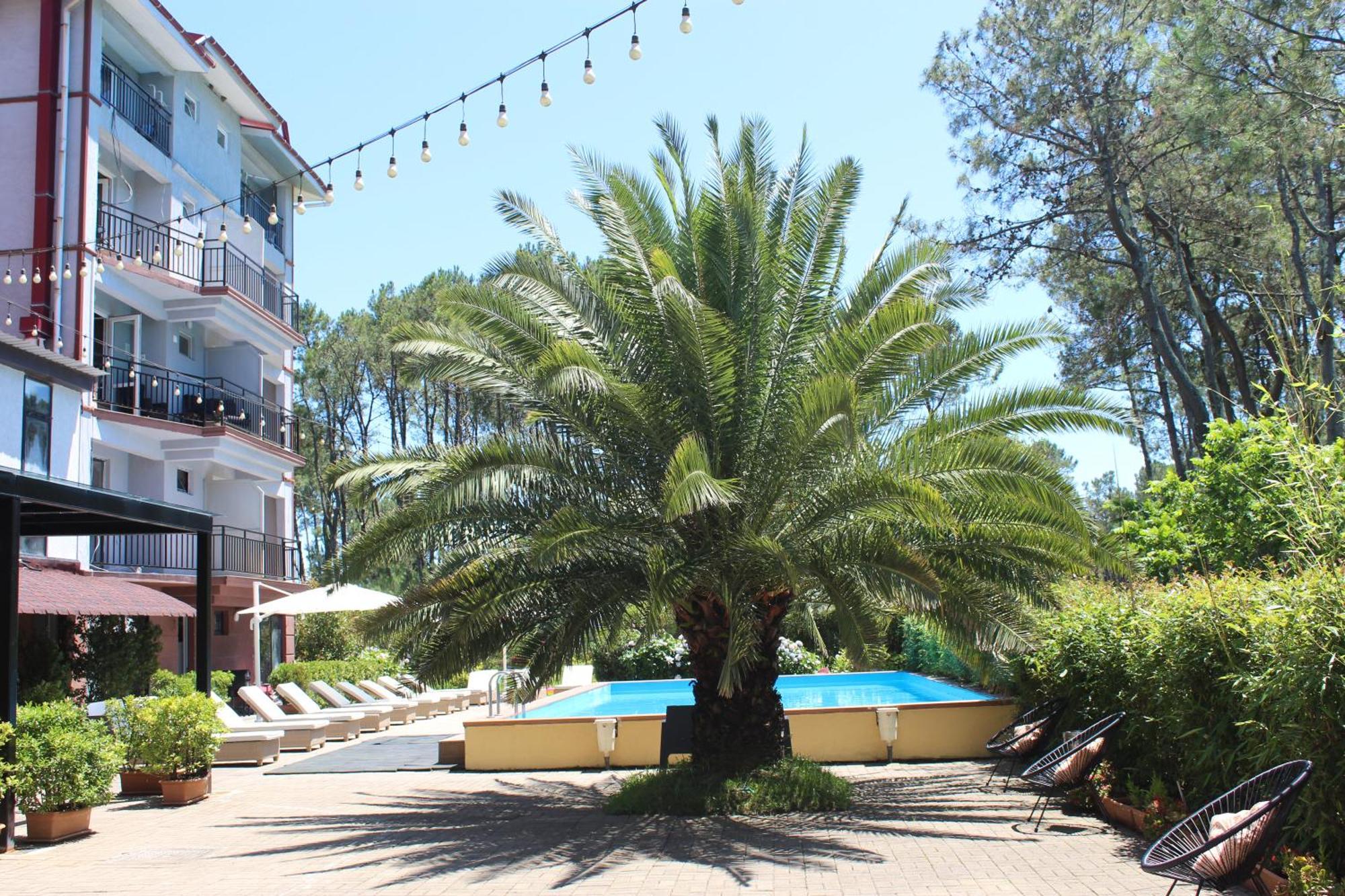 Iveria Elli Hotel Шекветили Экстерьер фото