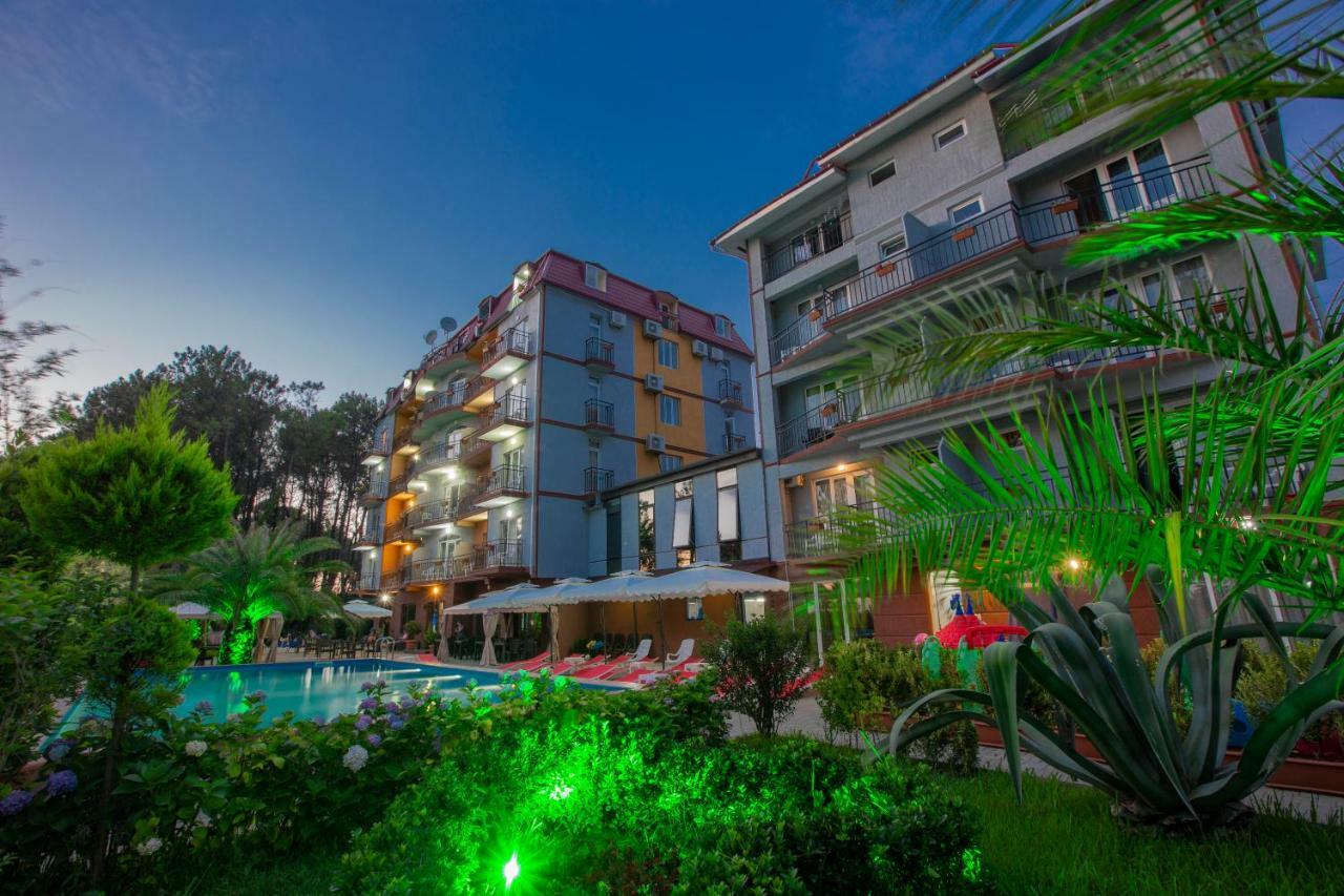 Iveria Elli Hotel Шекветили Экстерьер фото