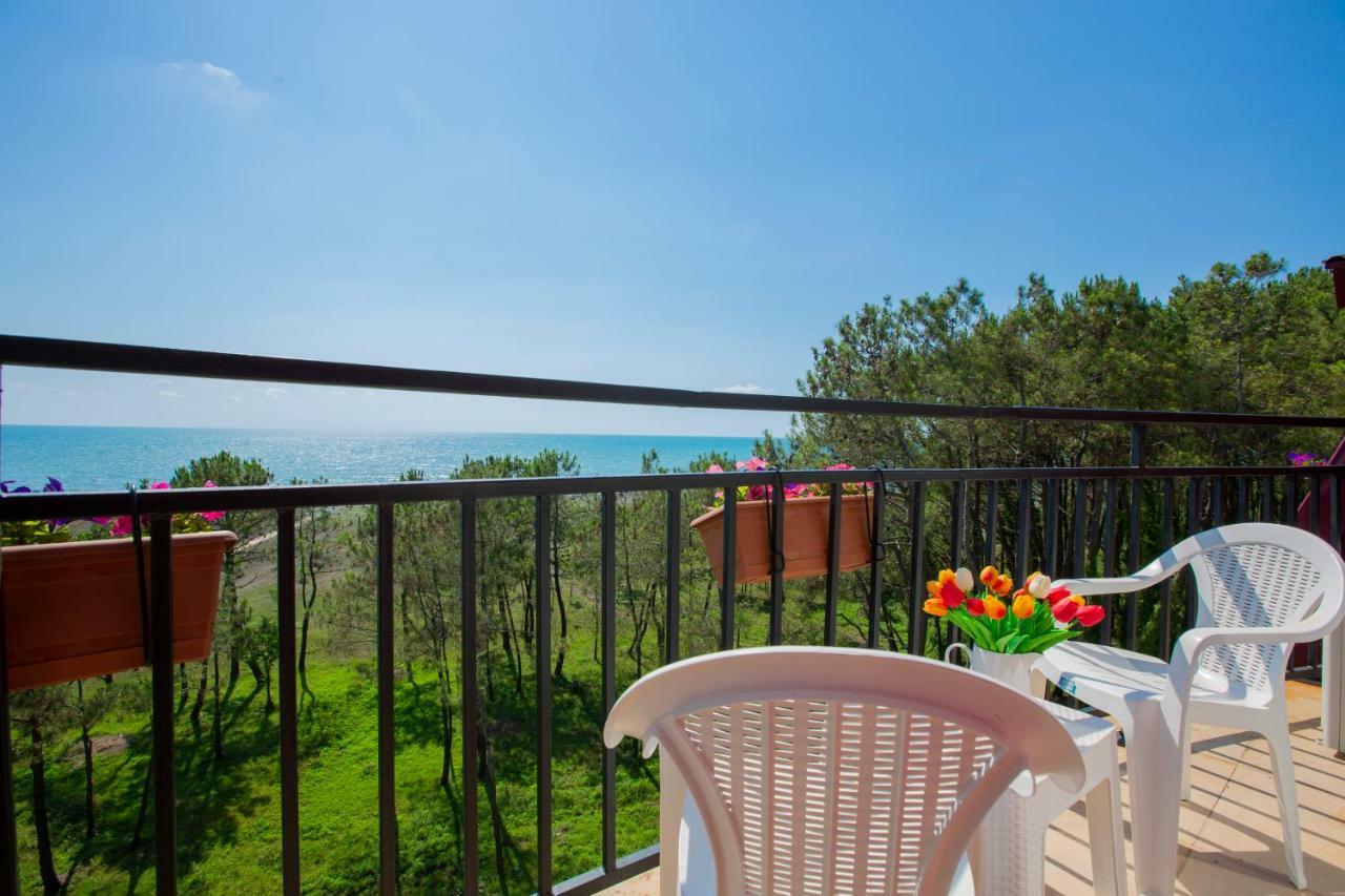 Iveria Elli Hotel Шекветили Экстерьер фото