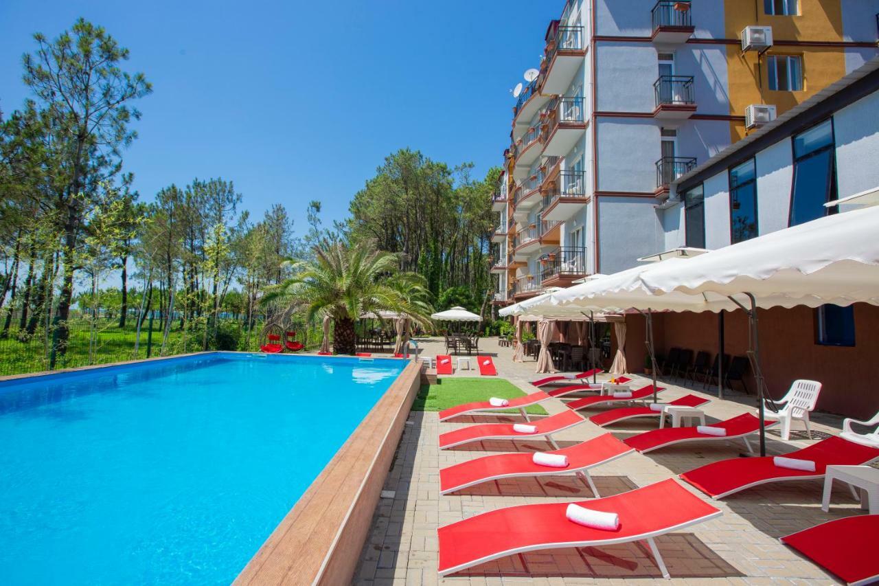 Iveria Elli Hotel Шекветили Экстерьер фото