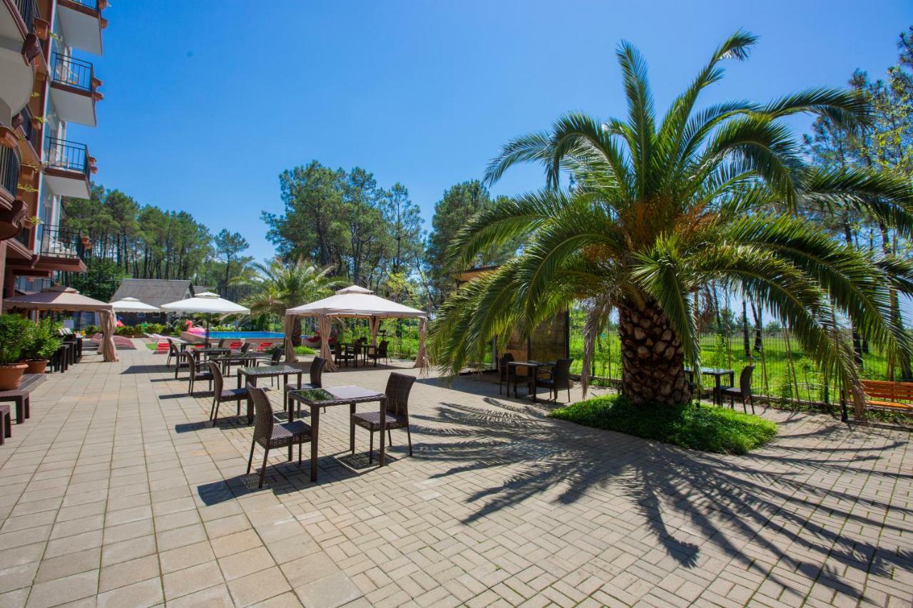 Iveria Elli Hotel Шекветили Экстерьер фото